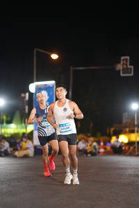 BIB: 88707, 1902
                            <button type="button" onclick="openModal(23026313)" class="btn btn-primary btn-sm float-right btn-popup" data-toggle="modal" data-target=".modal-high-quality">
                        <i class="fas fa-shopping-cart"></i> Add to Cart
                    </button>
                                            <button type="button" onclick="isThisMe(23026313, true)" class="btn btn-success btn-sm float-right btn-popup btn-isme hidden" data-toggle="tooltip" data-placement="bottom" title="นี่คือรูปของคุณใช่ไหม คลิกที่นี่เพื่อเอาเข้าอัลบั้ม">
                        <i class="fas fa-plus"></i> Add to album
                    </button>
                    <button type="button" onclick="isThisMe(23026313, false)" class="btn btn-warning btn-sm float-right btn-popup btn-isnotme hidden">
                        <i class="fas fa-ban"></i> Remove from album
                    </button>